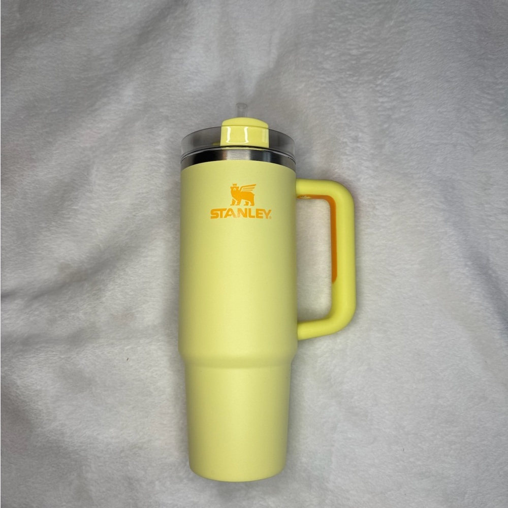 Stanley Yellow/orange 30oz